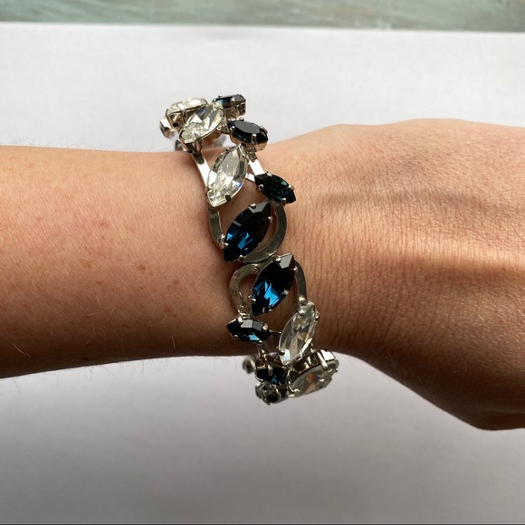 Anton Heunis Modern Vintage Cuff - Picture 3 of 4